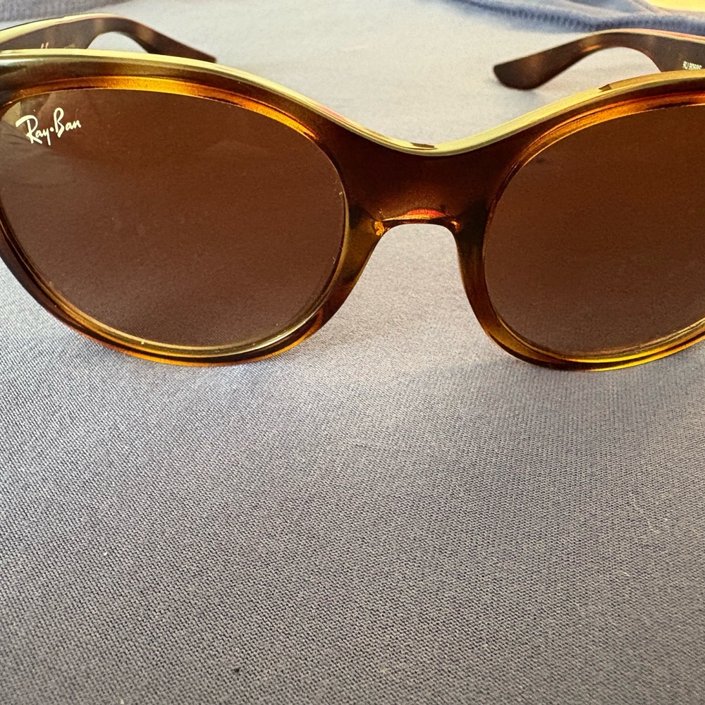 Ray-Ban Tortoise Shell Sunglasses